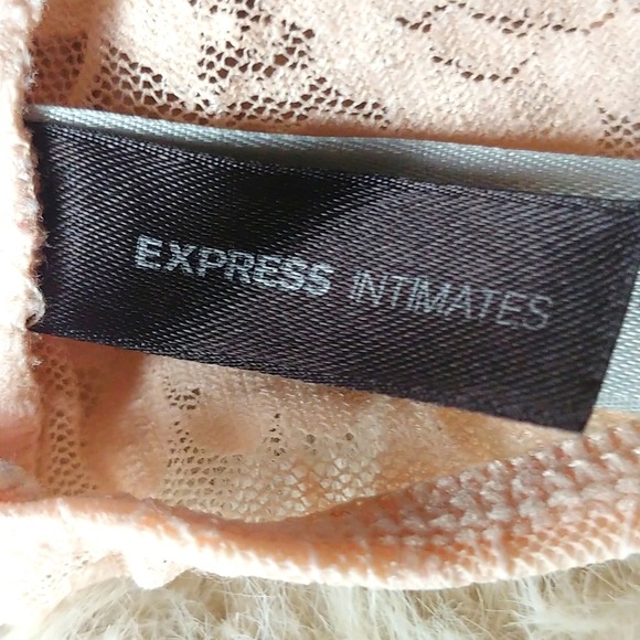 EXPRESS Lace Bandeau - Picture 7 of 8